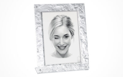Acrylic photo frame with magnets A1458