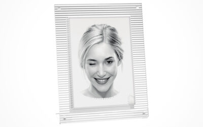 Acrylic photo frame with magnets A1459